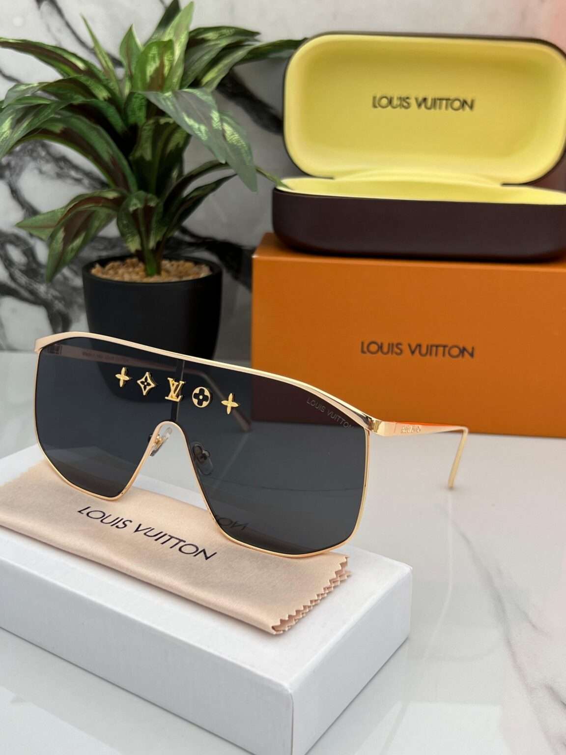 Buy First Copy Louis Vuitton Sunglasses For Sale