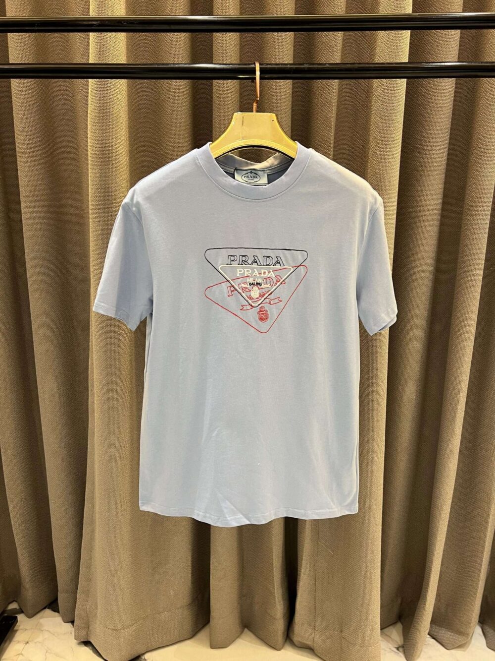 Prada Middle Embroidery Embossed T-shirts