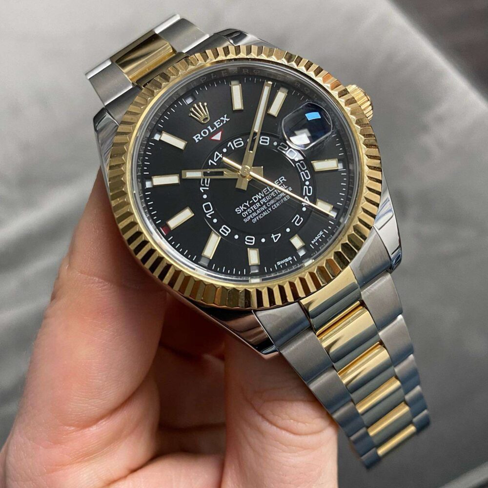 Rolex Oyster Perpetual Sky Dweller Automatic